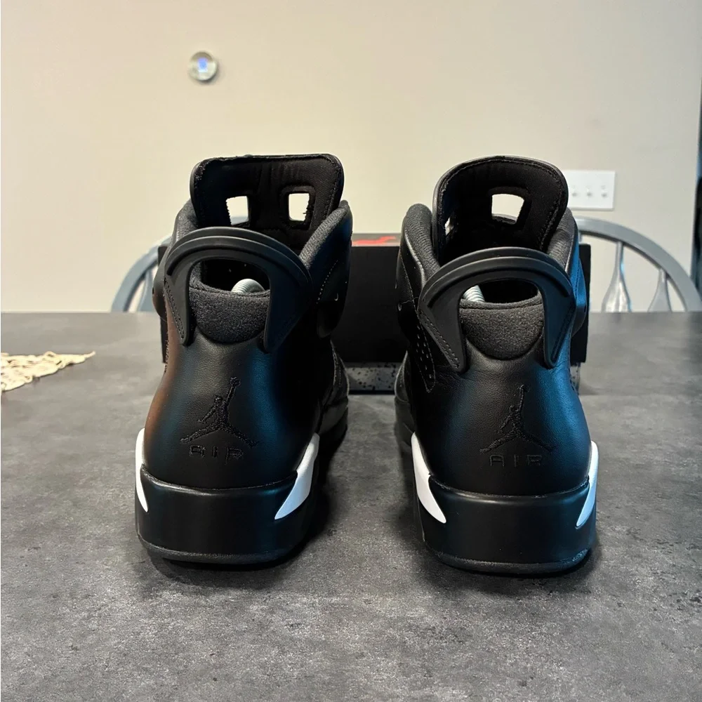 🔥Jordan 6🔥 - Picture 7 of 12